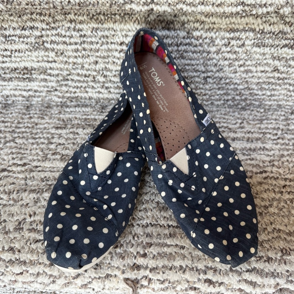 Toms Navy Blue and White Polka Dot Flats